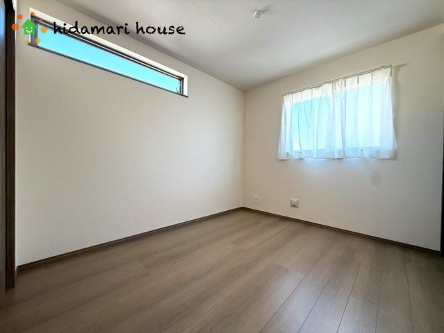 上尾市上尾下4期　新築戸建　ハートフルタウンBの洋室|2階洋室：5.2帖