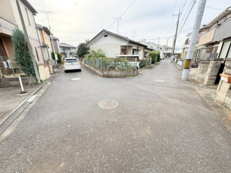 【前面道路含む現地写真】