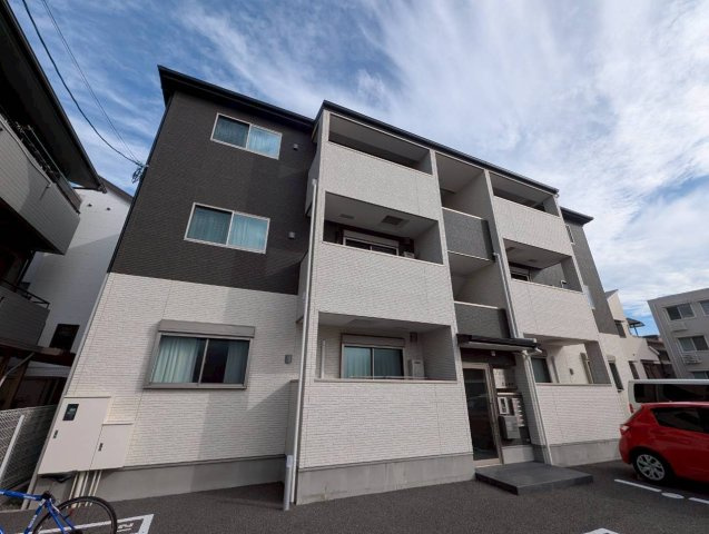 LISソフィア箕面半町