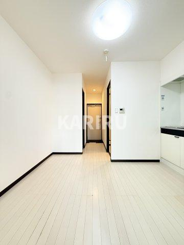 サンコート勝山の居間・リビング