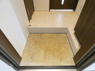 【玄関】 | GRANDTIC車道