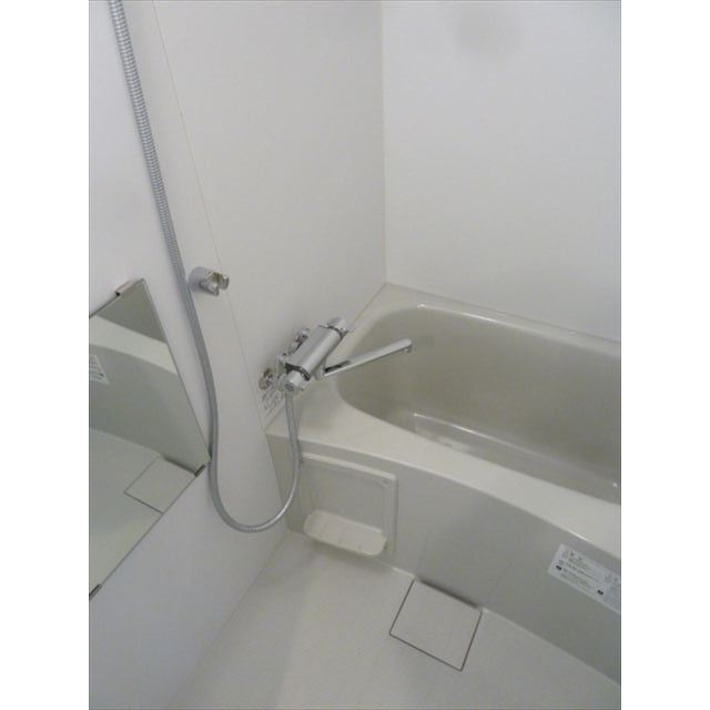 ＬＥＧＡＬＡＮＤ都立大学Ⅱの浴室