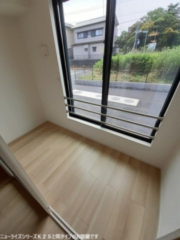 ロワイヤルフジガーデンⅡのその他|サンルーム