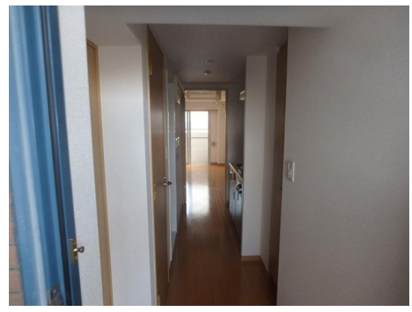 パレステュディオ新宿パークサイドの玄関