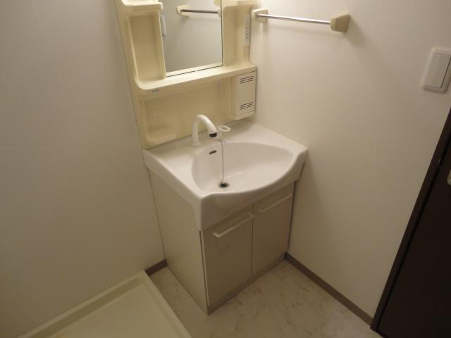 コーポナカネ　　 刈谷市近郊の賃貸はクラスホームの洗面所|洗髪洗面化粧台