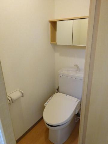 【トイレ】 | サンハウス富士 | シャワー付トイレ