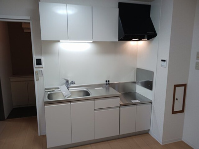 【キッチン】 | カジュアンＢ | コンパクトなキッチンで掃除もラクラク