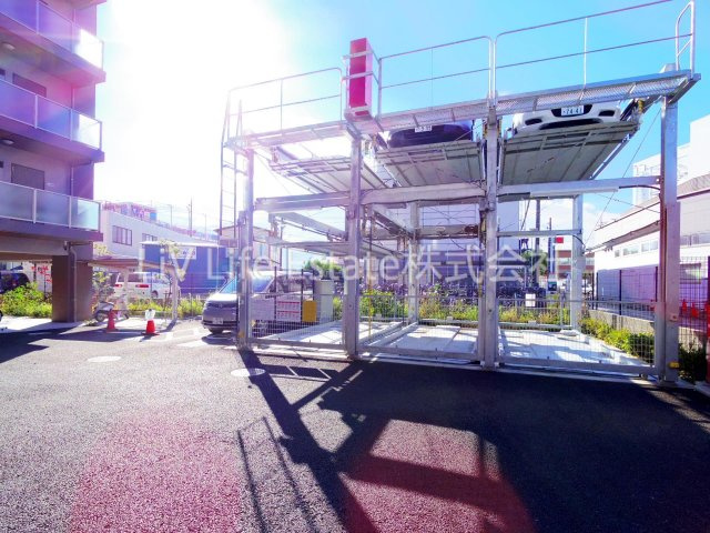 Ｎ－ｓｔａｇｅ上北台の駐車場