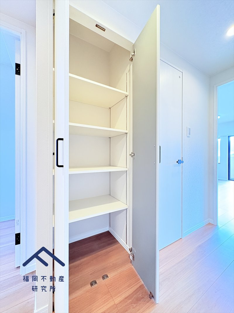 ホルトハイム花畑2の収納