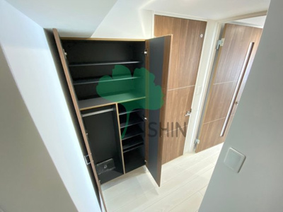 【玄関】 | エルヴィータ箱崎 | 下駄箱もしっかりついてます！