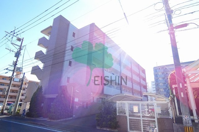 アンビシャス江崎の外観