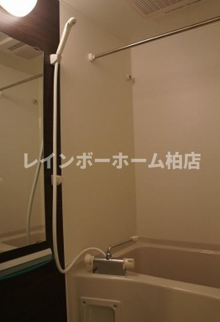 仲介手数料（賃料の1.10ヵ月）の50％OFF対象物件！の浴室|日々の暮らしに欠かせないお風呂です