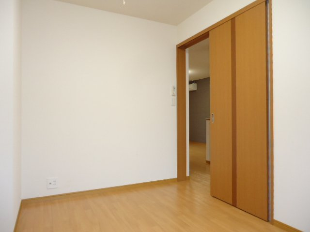 コスモス　フローラⅡ　　 刈谷市近郊の賃貸はクラスホームの内装|洋室（北側）