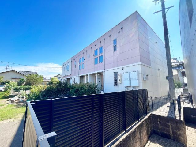 コスモス　フローラⅡ　　 刈谷市近郊の賃貸はクラスホームのエントランス|外観写真（昼）