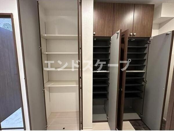 GRAND　HILLS　けやきの収納|高崎、前橋のお部屋探しはエンドスケープまで！お客様の理想お聞かせ下さい♪