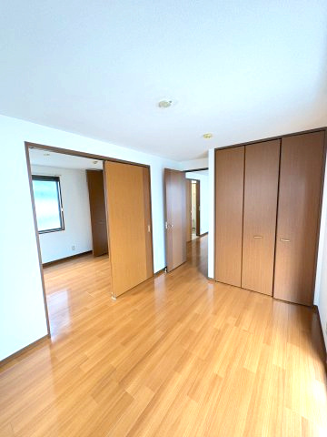 コートハウス大泉学園の洋室