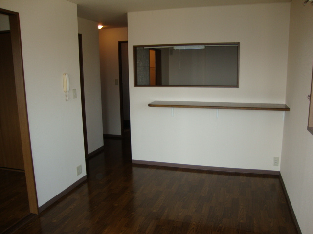 ドリームガーデン　　 刈谷市近郊の賃貸はクラスホームの居間・リビング|リビング（カウンター）