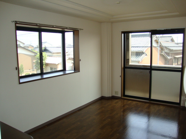 ドリームガーデン　　 刈谷市近郊の賃貸はクラスホームの居間・リビング|リビング