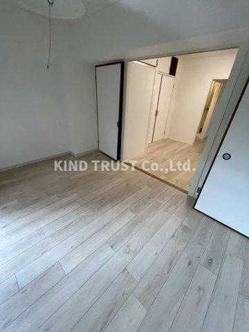 カーサ天六の居間・リビング|こちらの居間で趣味の時間をお楽しみください