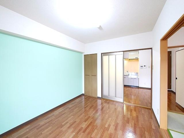 グランシャリオ桜井の洋室|中はこのようになっています