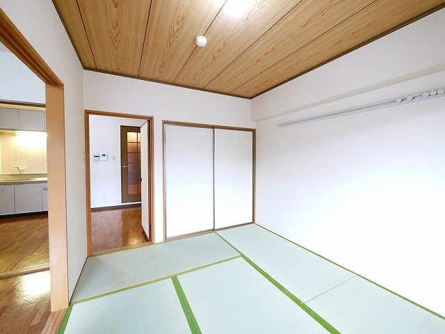 グランシャリオ桜井の和室|和室がひろがる居住スペース