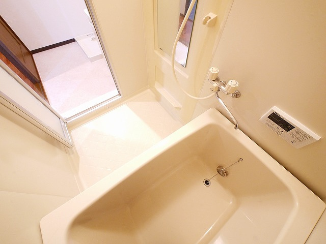 グランシャリオ桜井の浴室|ゆったり過ごせるお風呂です