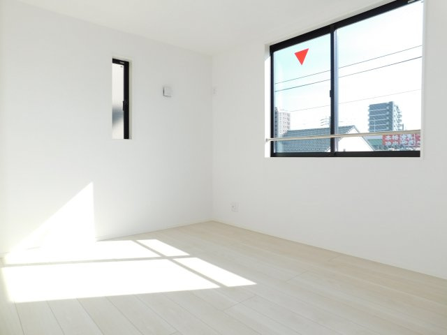 名古屋市中村区北浦町の新築一戸建の洋室|◇３階洋室◇　　南面で明るい洋室６．５１帖　ウォークインクローゼット完備♪