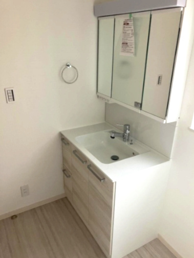 神戸市西区枝吉1丁目の独立洗面台