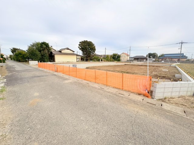 川越市鴨田　建築条件なし売地　東武東上線『川越駅』バス26分　【芳野小学区】の外観