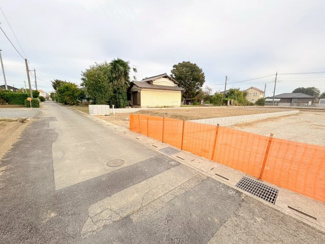 【前面道路含む現地写真】 | 川越市鴨田　建築条件なし売地　東武東上線『川越駅』バス26分　【芳野小学区】