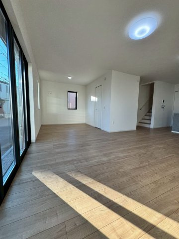 所沢市上新井 新築一戸建の居間・リビング