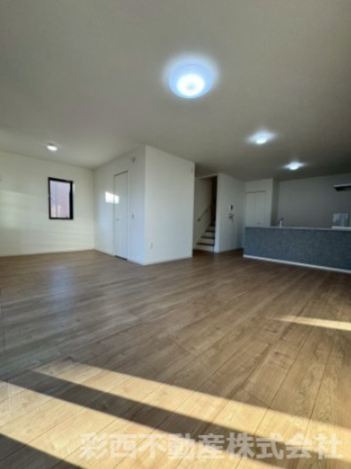 所沢市上新井 新築一戸建の居間・リビング