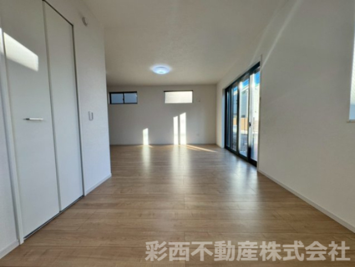 所沢市上新井 新築一戸建の居間・リビング