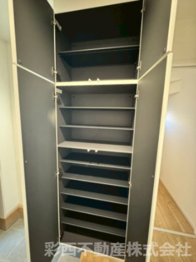 所沢市上新井 新築一戸建の収納