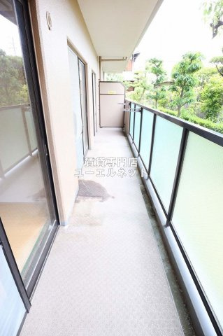 【バルコニー】 | リヴィエールkawakami | バルコニー付きで採光＆風通し良好！