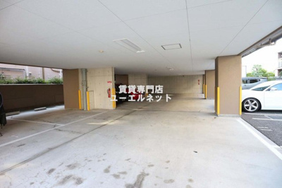 【駐車場】 | リヴィエールkawakami | 敷地内駐車場あり◎