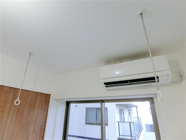 ガリシア矢口渡の設備|エアコン　室内物干し金具