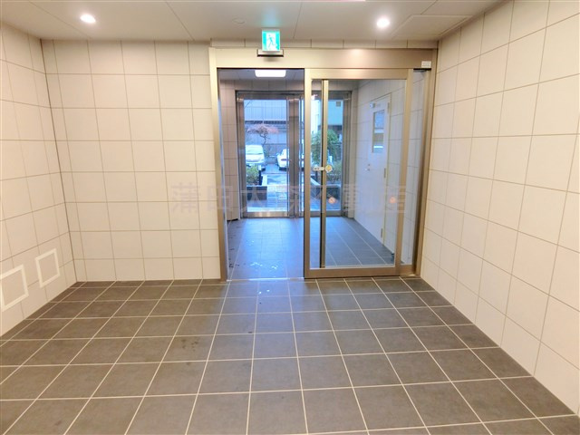 ガリシア矢口渡のエントランス