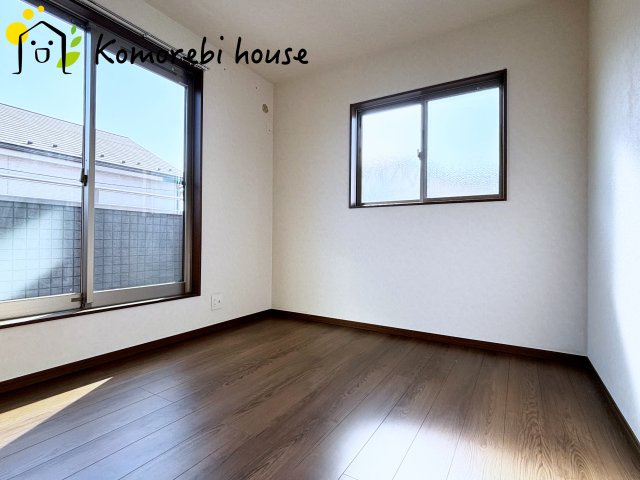 北本市中丸1丁目　中古一戸建ての子供部屋|ベランダがある洋室です