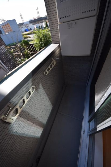 アンビエンテ千葉EAST館のバルコニー