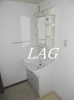 【洗面所】 | ヴィラ　アンソレイユ | 洗面台です。