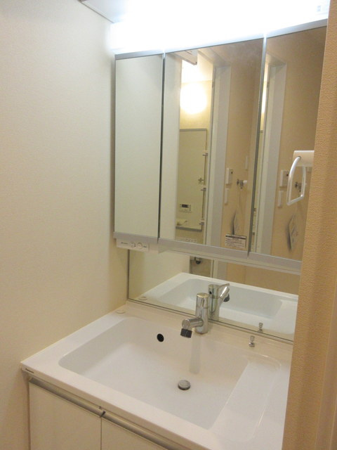 フローラ石神井の洗面所|★独立洗面台★