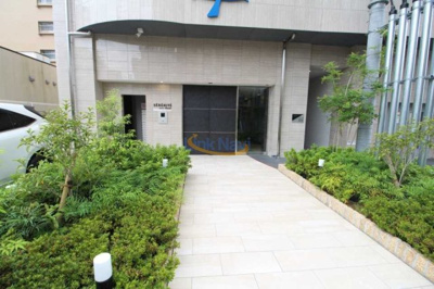 【エントランス】 | セレニテ江坂グランデ