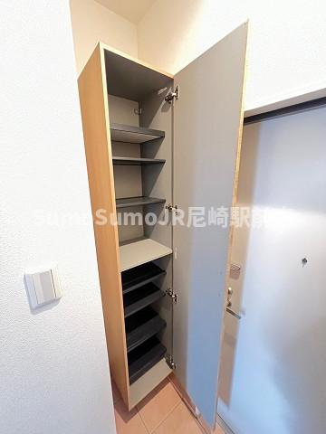 グランエクラ加島ＩＩの収納|専用の収納スペースです