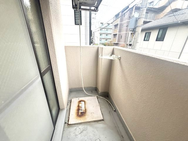 ハッピーコート甲南山手のバルコニー