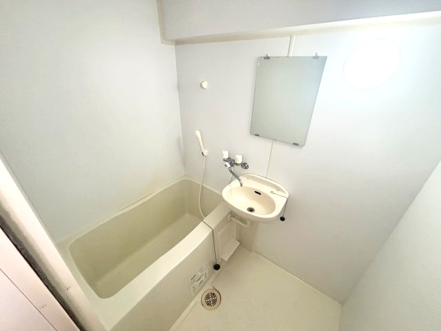 ハッピーコート甲南山手の浴室