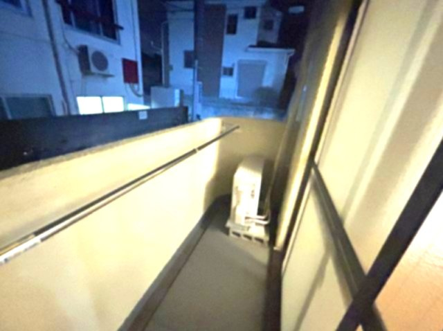 神栄ハイツのバルコニー