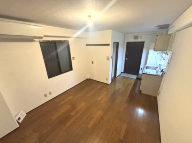 神栄ハイツの内装