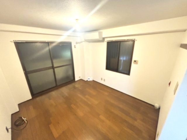 神栄ハイツの寝室