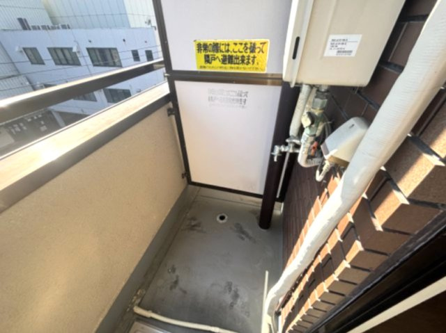 ブラウンコートのバルコニー